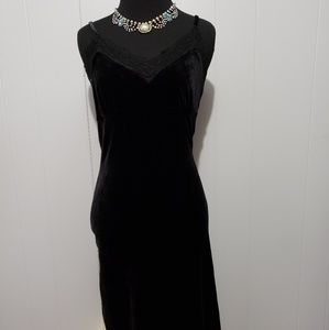Stunning free people velvet midi dress lace trim